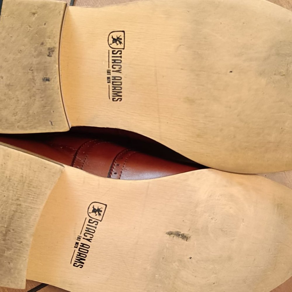 Stacy Adams Dunbar Wingtip Oxfords, Tan Size 11.5 Like New Condition - Picture 3 of 7